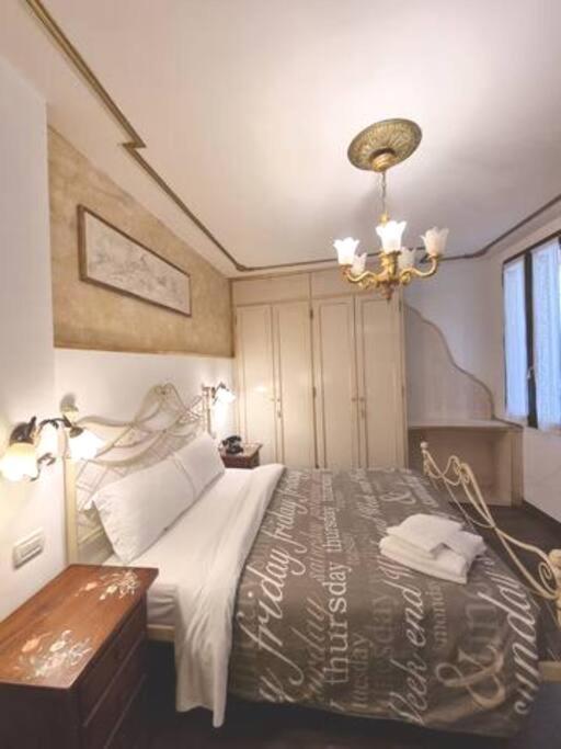 Ca'Briani Luxury - Behind S.Mark Square 威尼斯 外观 照片